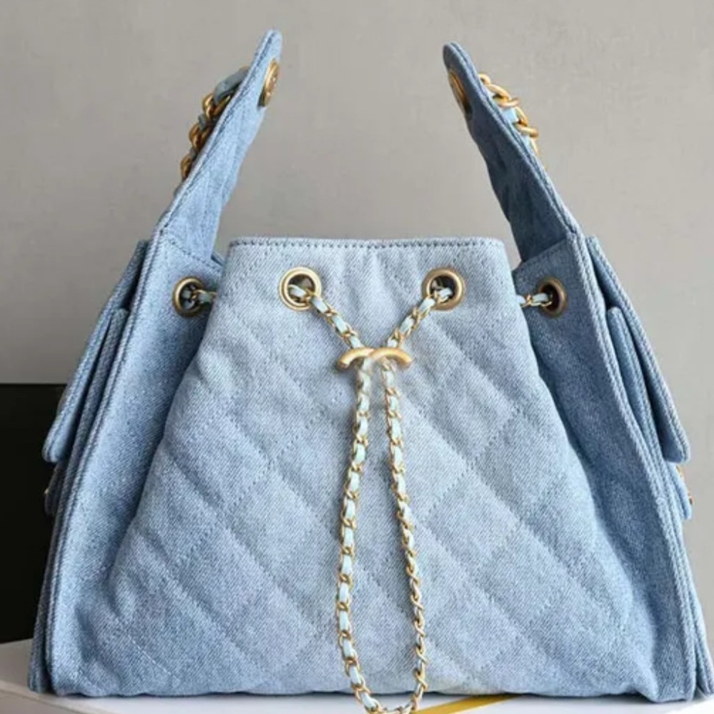 Elegant Light Blue Denim and Gold 25 Shoulder Bag with Luxurious Finish